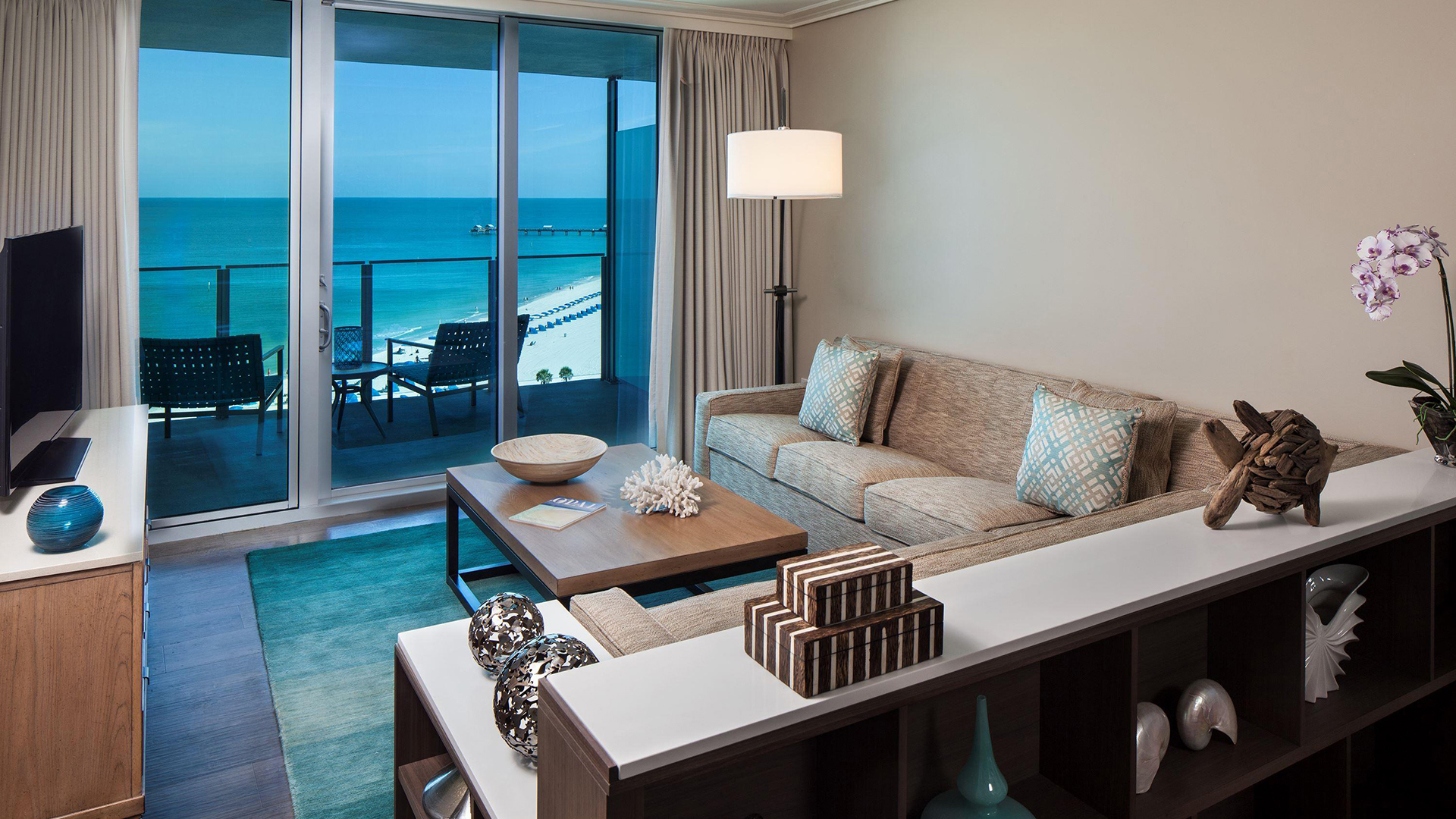 USA, Florida, Opal Sands Resort, One Bedroom Living Area