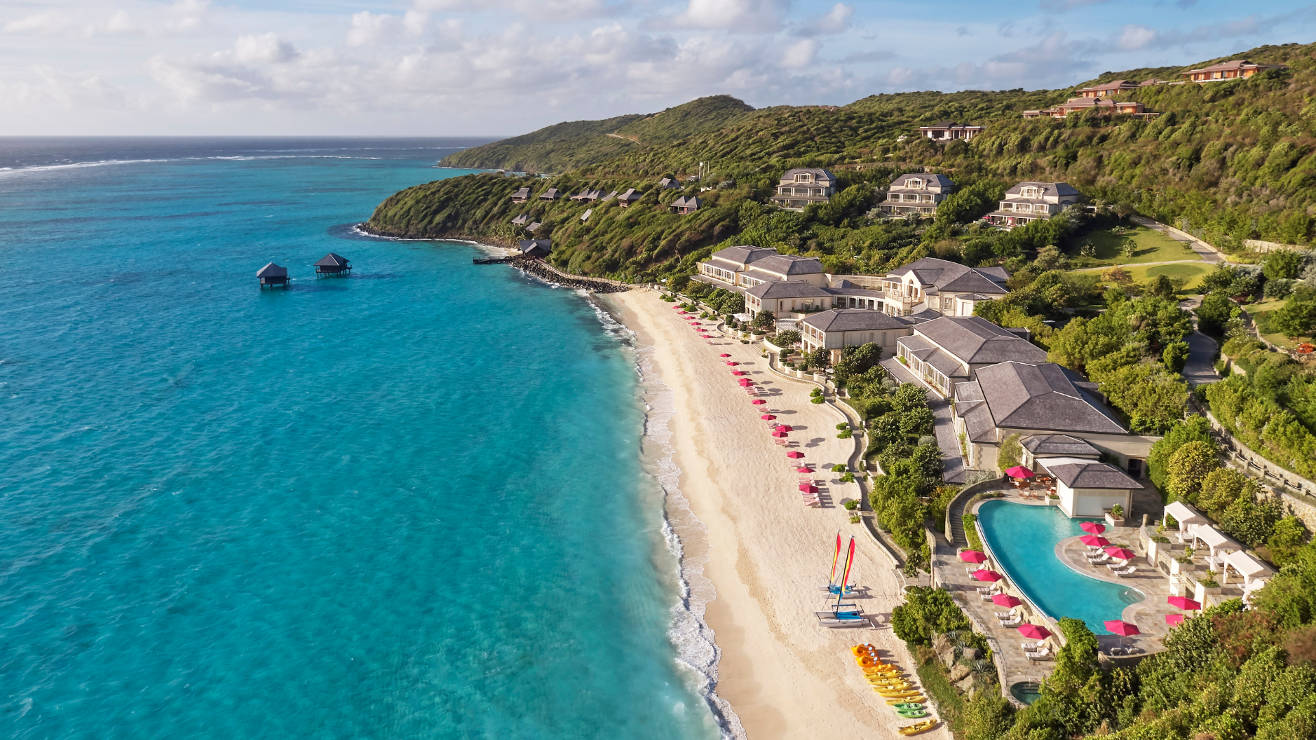 Mo Canouan aerial view