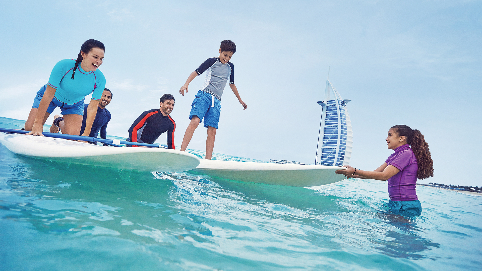 Indian Ocean, Arab Emirates, Dubai, Jumeirah Al Qasr, Paddle boarding