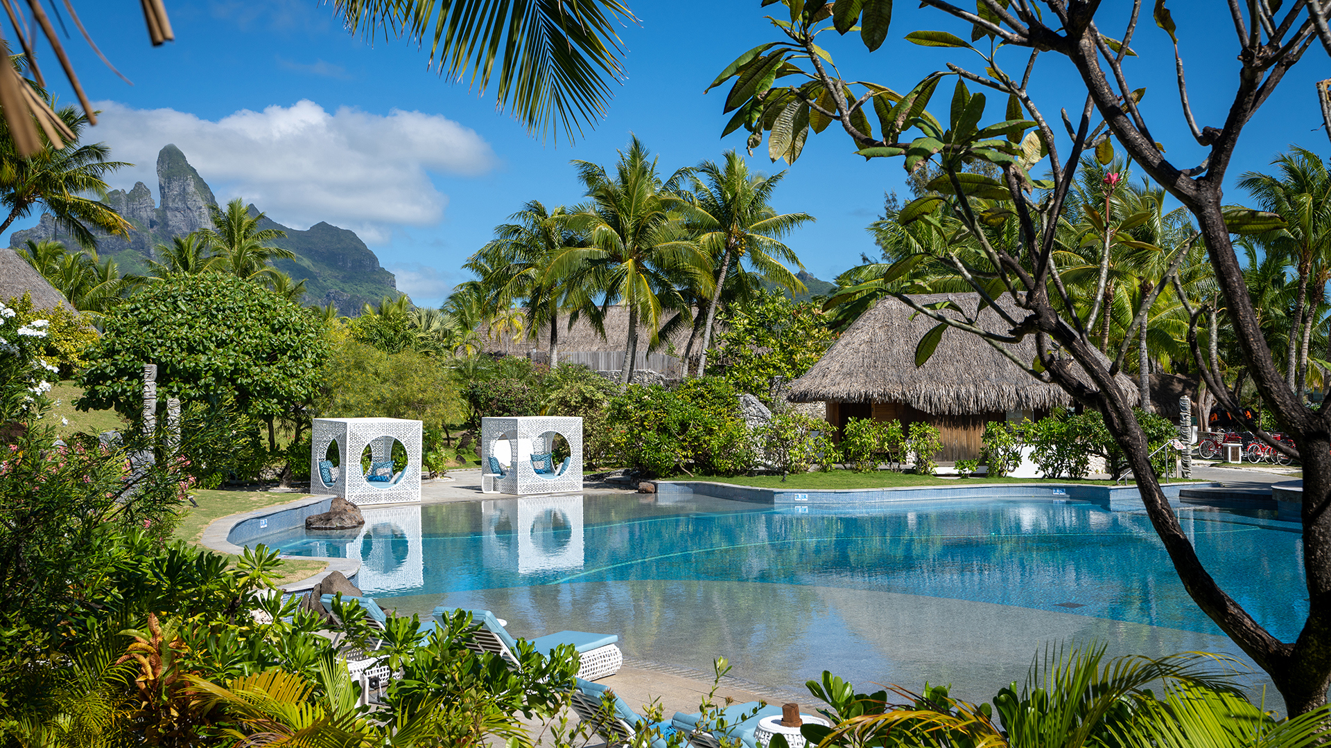  Worldwide, French Polynesia, St Regis Bora Bora, Pool and Cabana