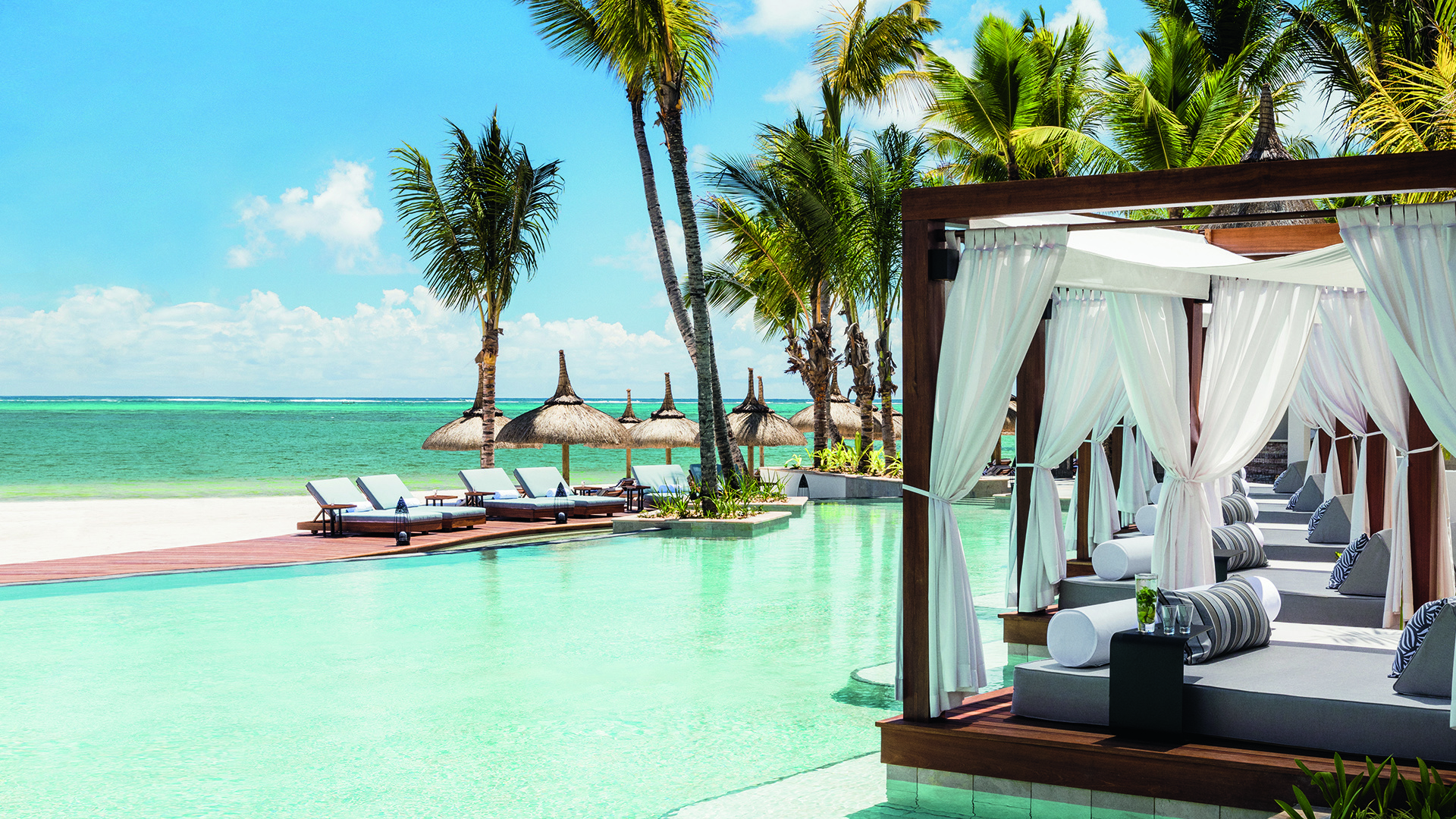 Indian ocean, Mauritius, One & Only Le Saint Geran, La Pointe Pool area